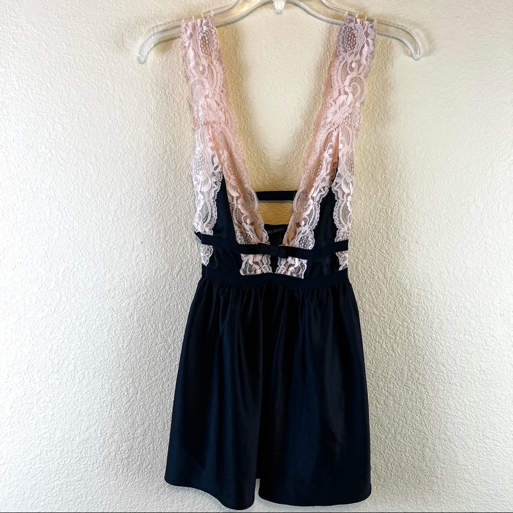 Victoria's Secret Women's Black/Beige Nightie. Sz S